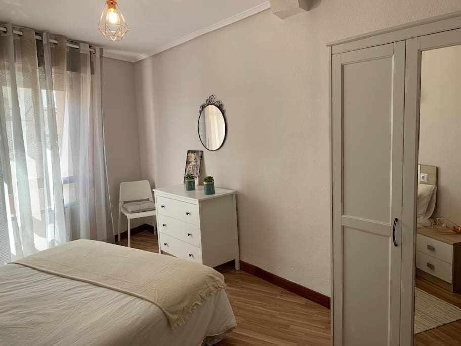 Arostegi Etxea Bonito Piso Junto Al Puerto Lägenhet Bermeo Exteriör bild